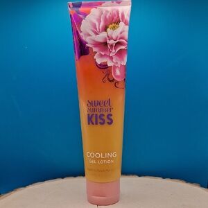 Bath & Body Works Sweet Summer Kiss Cooling Gel Lotion-Retired 5.6 fl oz